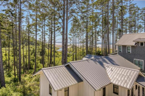Above the Waves by Seabrook Hospitality